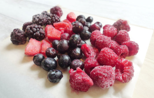 冷凍フルーツが人気の理由やおすすめレシピを紹介