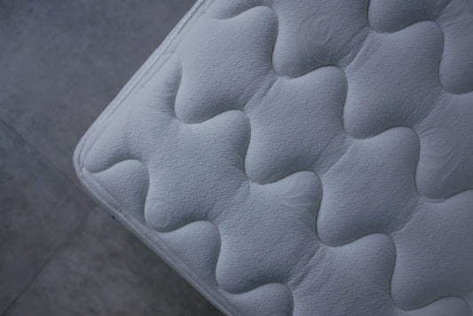 【2025年12月】高級マットレスのおすすめ14選！選び方や価格相場など解説