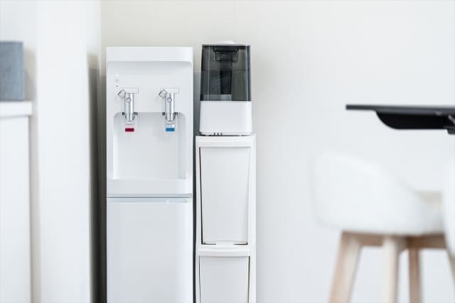下置き型のウォーターサーバーおすすめ10選【2026年3月】選び方やメリットなどを解説！