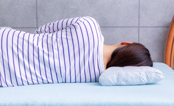 首ラク枕（銅イオンわた入り抗菌）」のお得通販｜Kuradashi(クラダシ