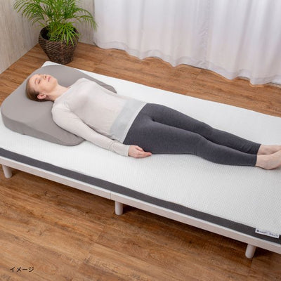 「寝るだけで胸を開くピロー グレー」