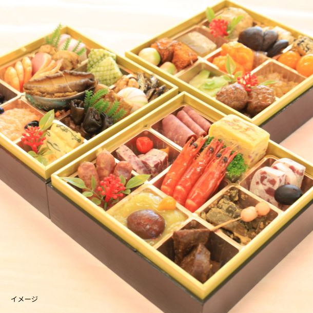 年内発送】2026おせち「和洋中おせち三段重」3人前のお得通販