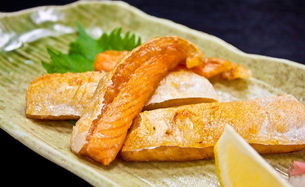 Kuradashi⭐︎ノルウェー産「アトランサーモン ハラス」500g×10パック ノルウェー産「アトランサーモン ハラス」500gのお得通販｜Kuradashi