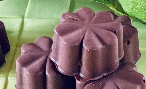 画像内容＋チョコ10 白砂糖不使用チョコ 10個詰合せセット」のお得通販｜Kuradashi