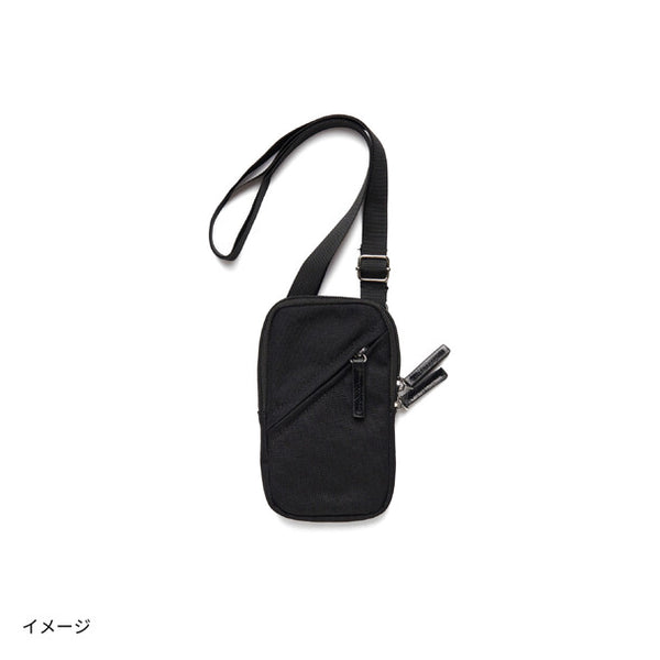 「旅するTRAVEL POUCH」